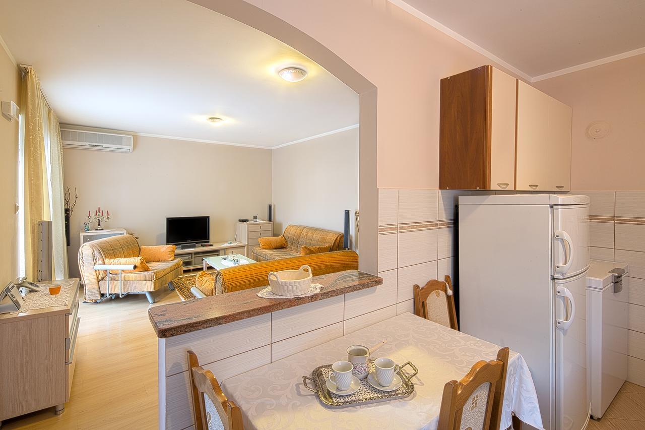 Apartmani Zeljko Vujovic Μπούντβα Εξωτερικό φωτογραφία